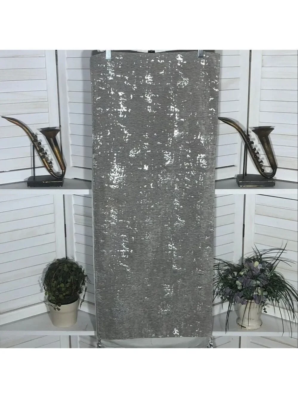 Glitz thick velvet Table Runner shiny Silver Gray Tassel Accents high quality